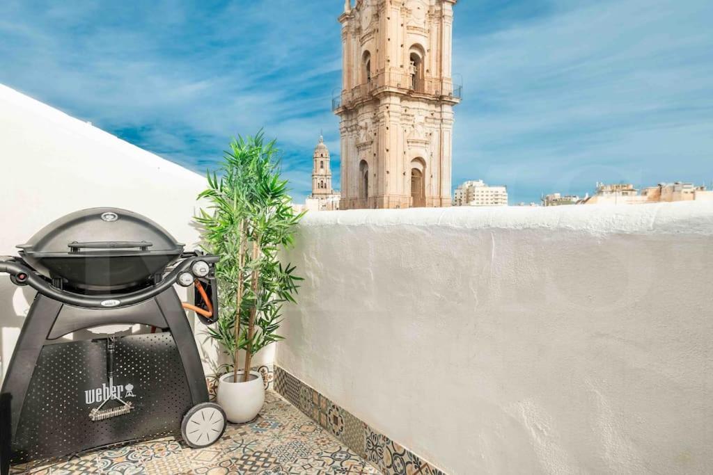 Private Terrace, Barbecue & Cathedral View By Rems Apartment Malaga Exterior photo